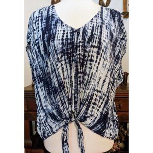 Torrid Top Blue Tie-Dye Challis Tie Front Midi Dolman V Neck Size 00